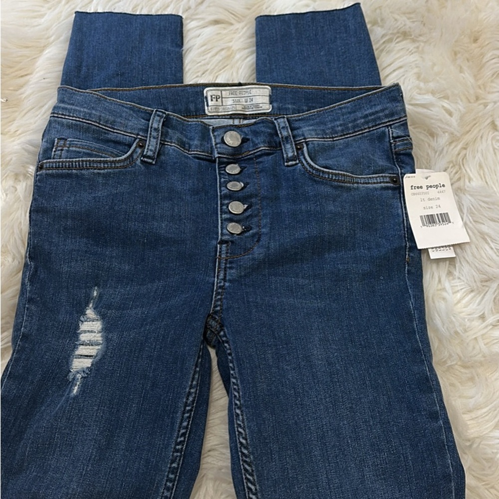 NWT Free People Dark Blue Distressed Skinny Jeans - Picture 2 of 5